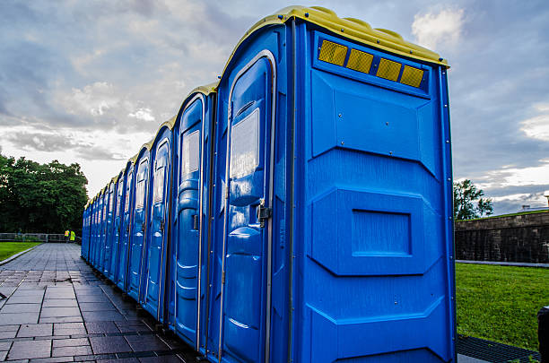 Best Portable restroom trailer rental  in Spring Lake, NC